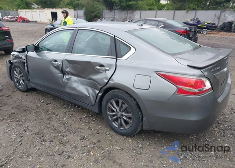 2015 Nissan Altima 2.5 S z USA, uszkodzony, nr VIN 1N4AL3AP2FC579577